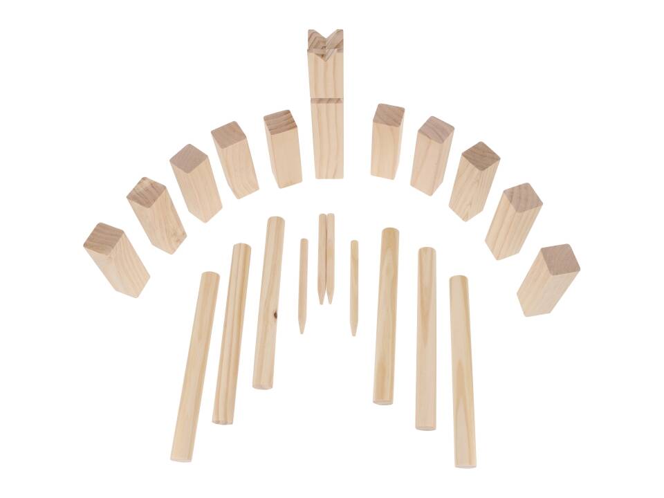 Wooden Kubb game in pouch 1
