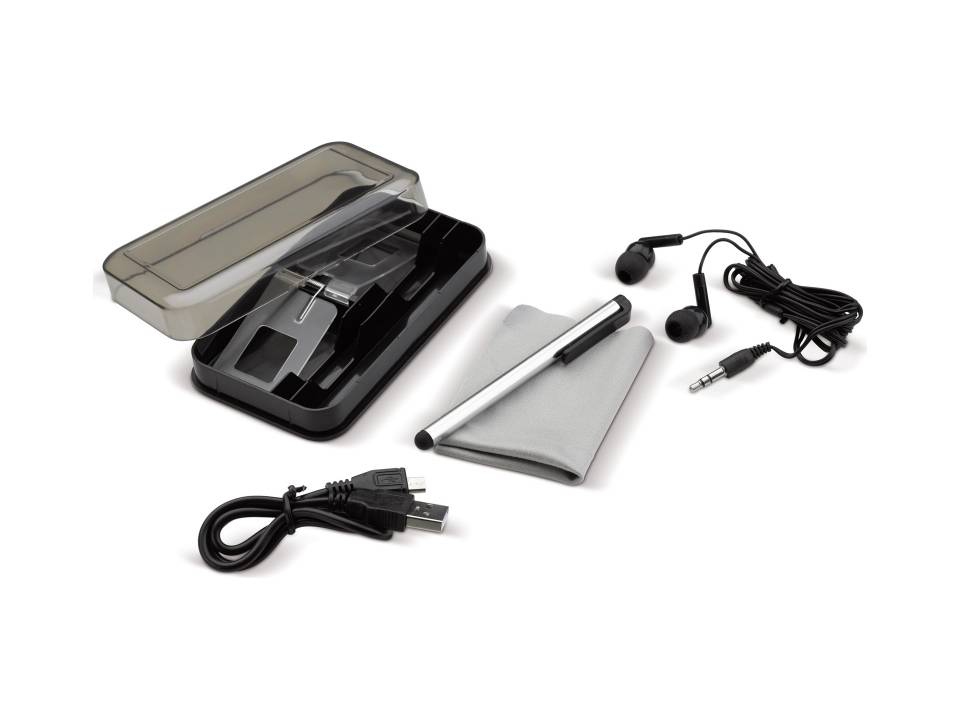 Electronic travel accessories set 1