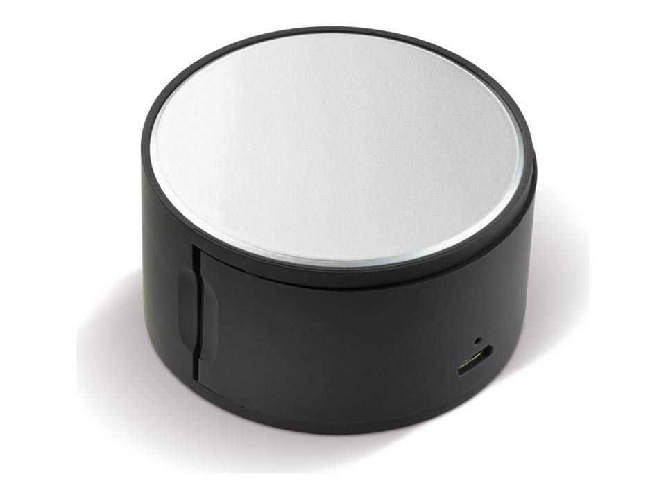 In-ear wireless earbud set 2