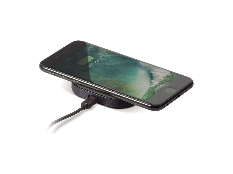 Basic wireless charging pad 5W 10