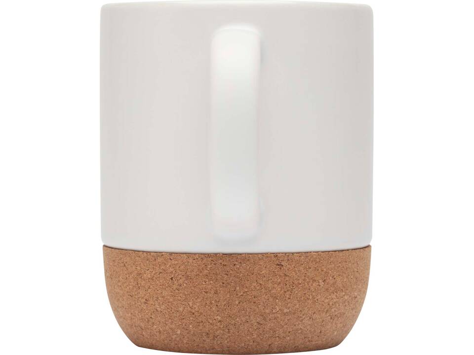 Billie 300 ml ceramic mug with cork details and matt finish 4