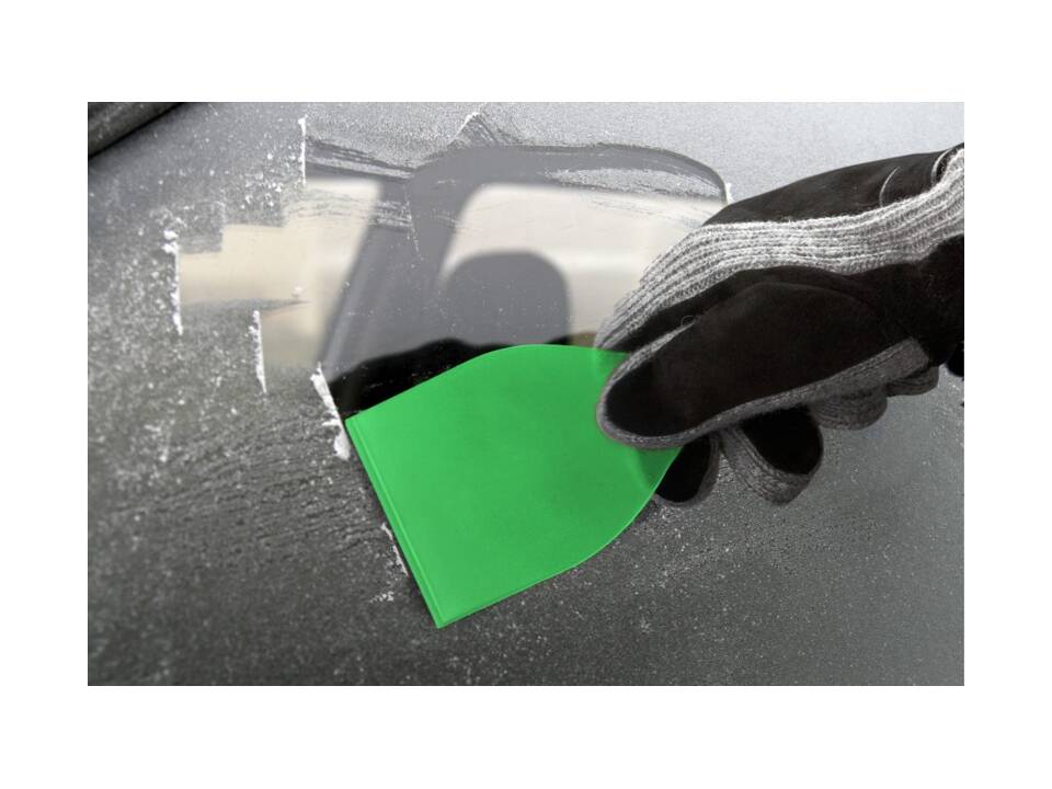 Chilly 2.0 large ice scraper made from recycled plastic 7