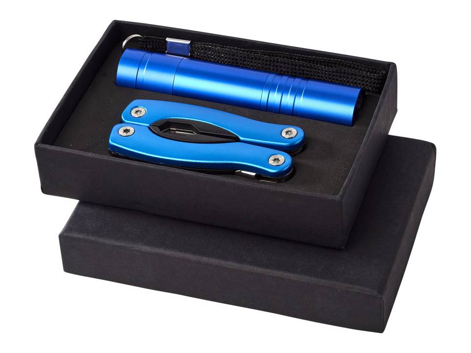 Scout multi function knife and flashlight gift set 10