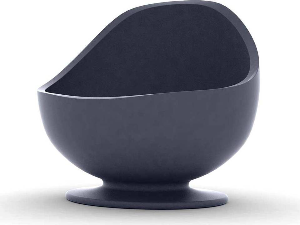 Smartphone chair with amplifier 3