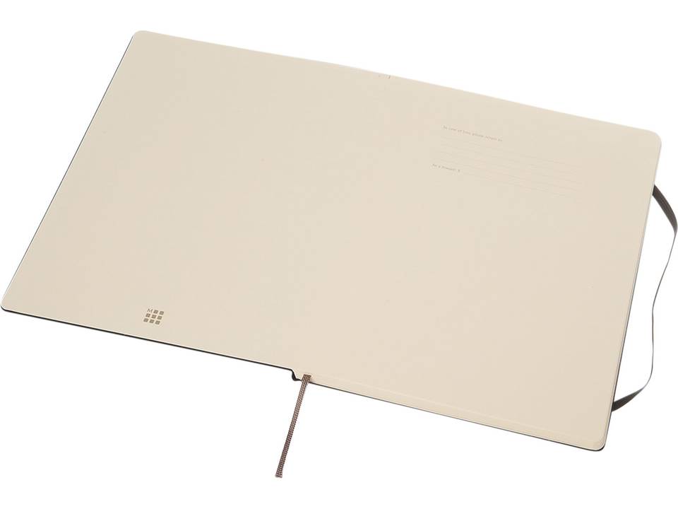 Classic XL hard cover notebook - dotted 2