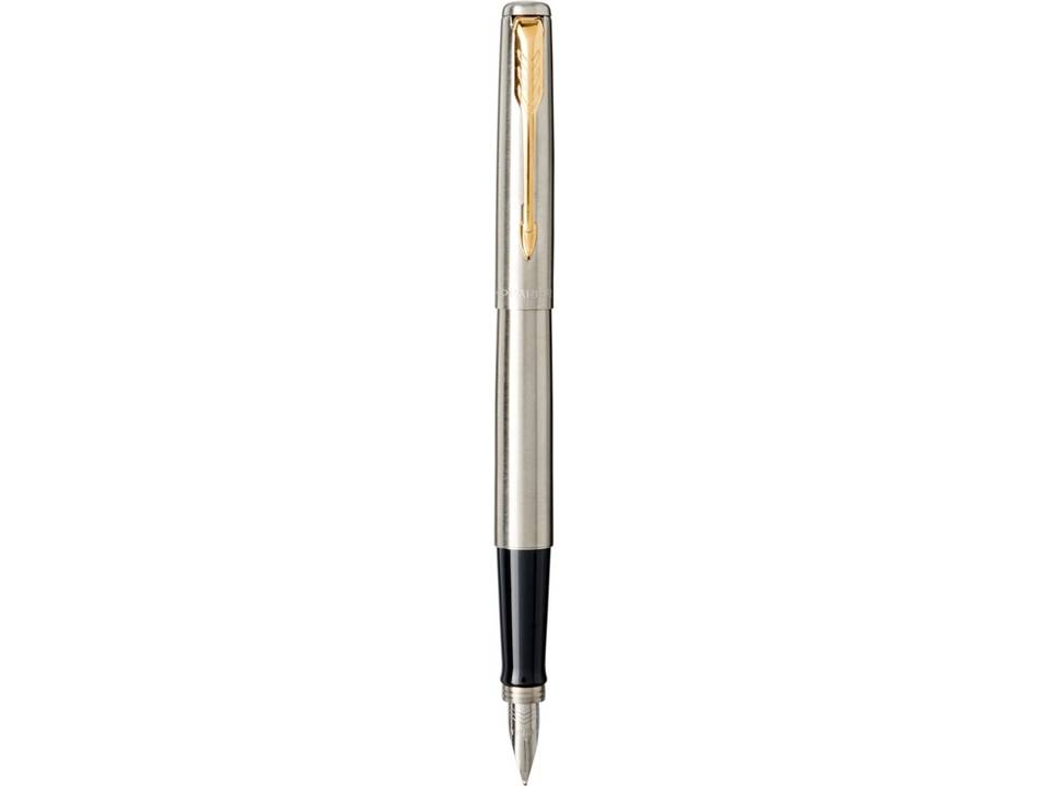 Jotter Core fountain pen 11