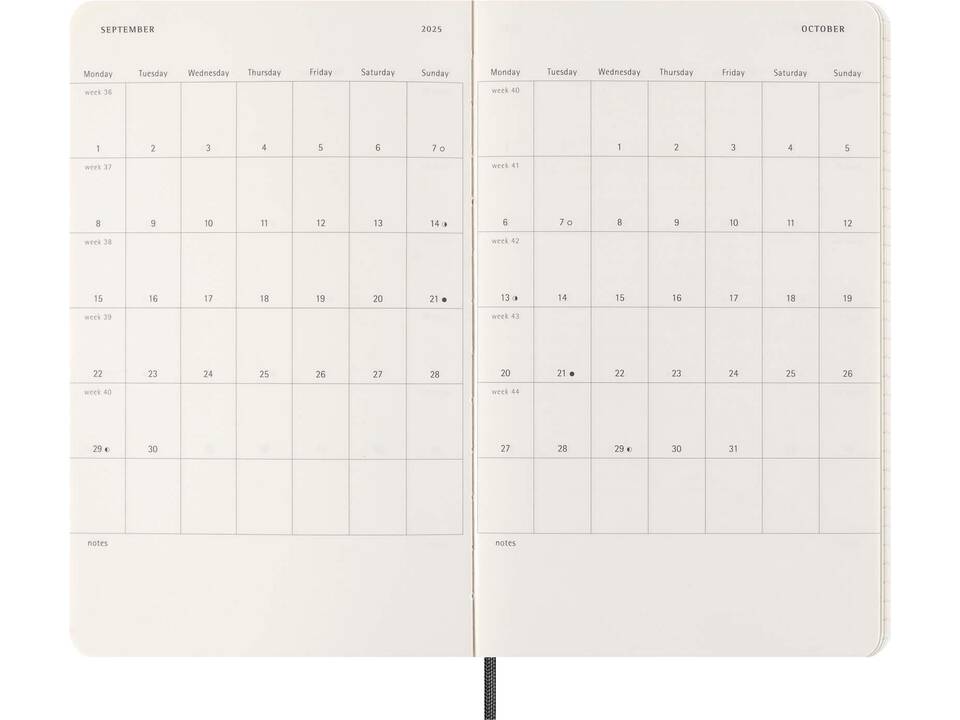 Moleskine 100% VEGEA® Boa 12M L weekly soft cover planner 6