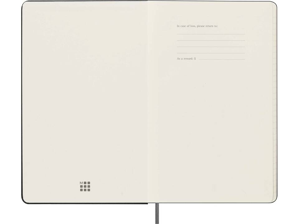 Moleskine hard cover undated L weekly planner 4