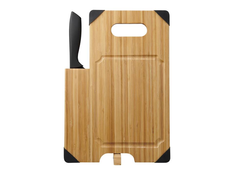 Cutting board with knife 4