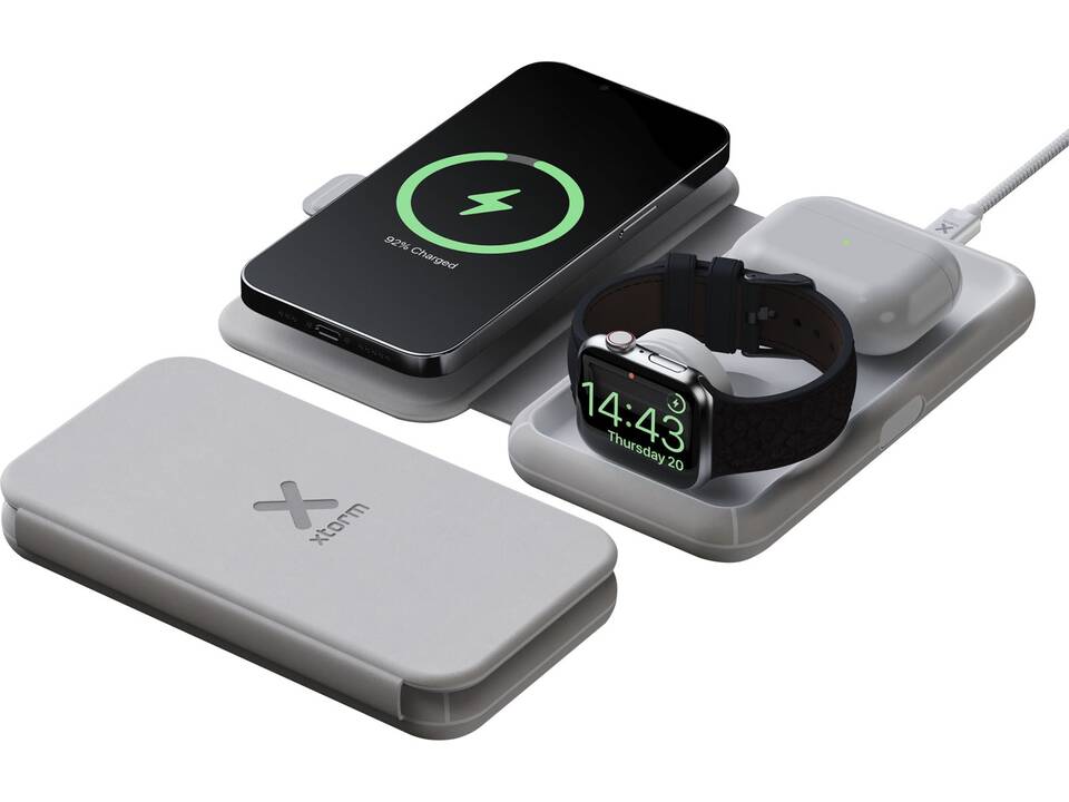 Xtorm XWF31 15W foldable 3-in-1 wireless travel charger 5