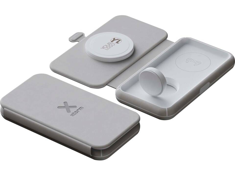 Xtorm XWF31 15W foldable 3-in-1 wireless travel charger 2