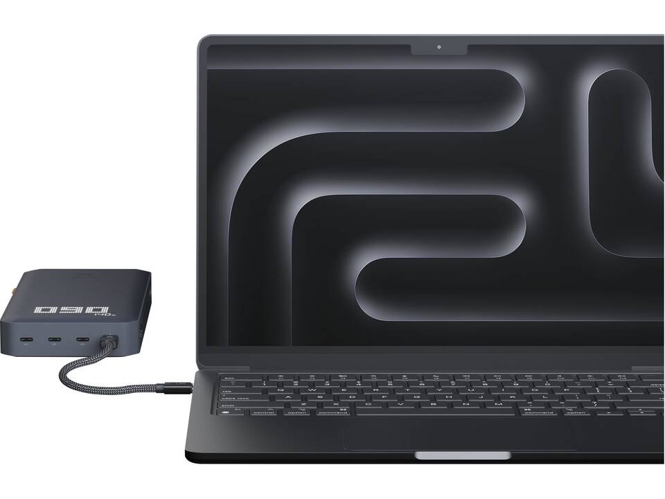 Xtorm XB403 Titan Ultra 27.000 mAh 200W laptop power bank 7