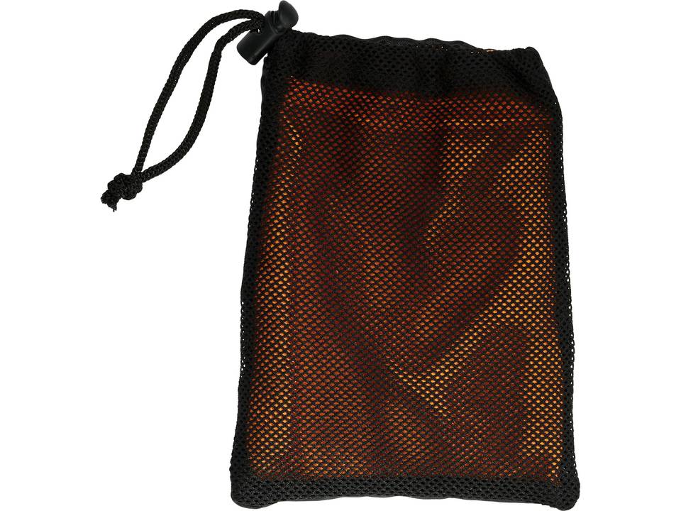 Peter cooling towel in mesh pouch 15