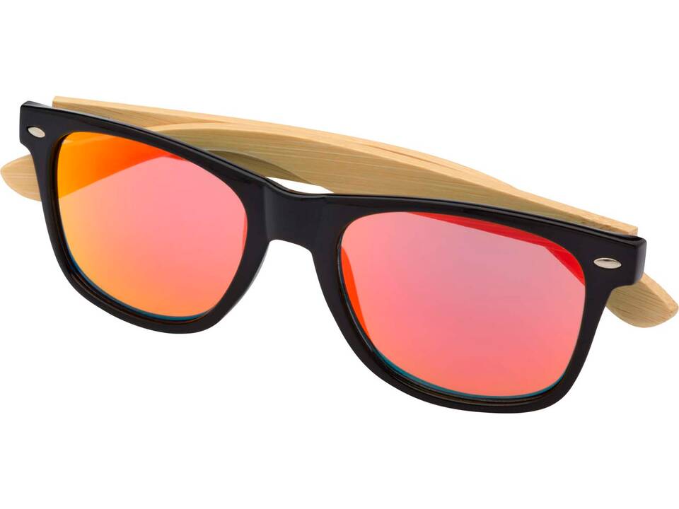Hue sunglasses with bamboo temples 3