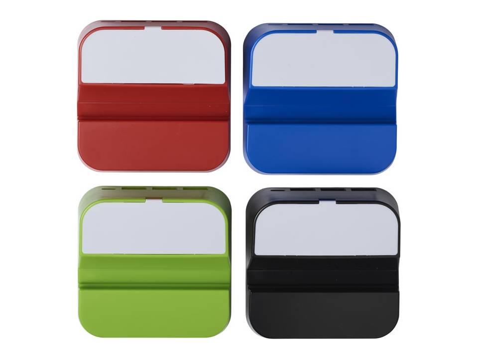 Hopper 3-in-1 USB Hub and Phone Stand 13