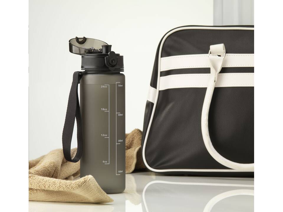 Hailey Drinking Bottle 750 ml – Stylish and Practical Water Bottle 17