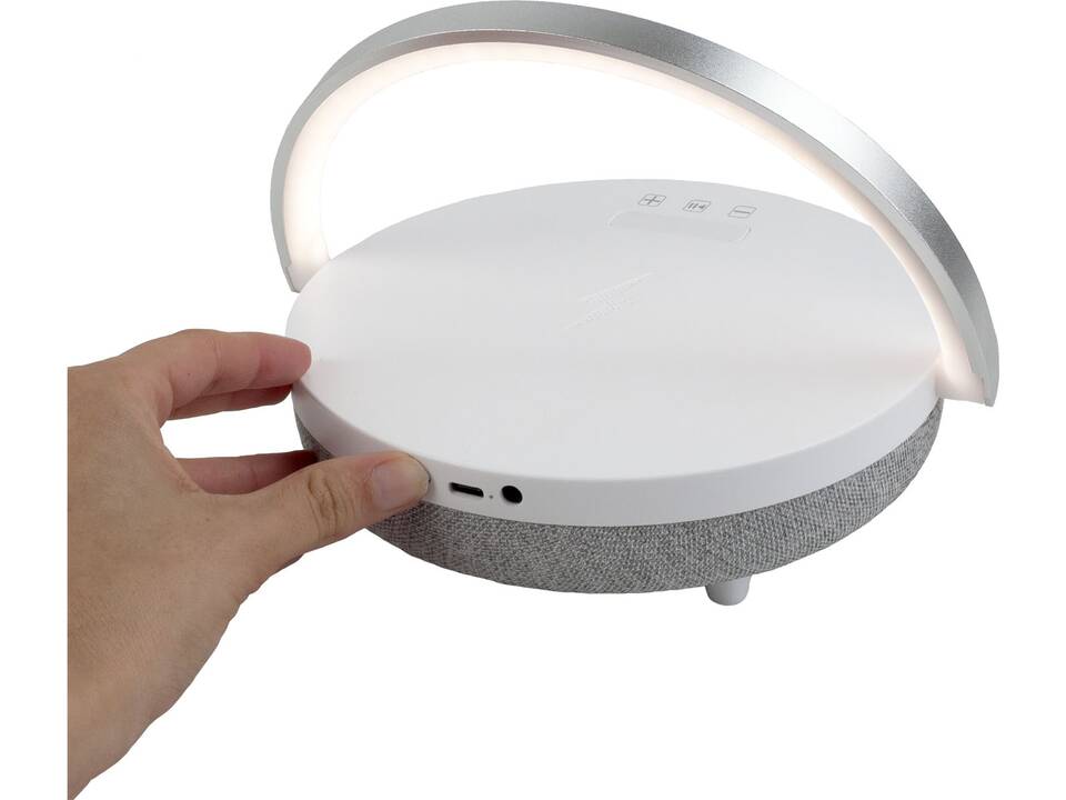 Prixton 4-in-1 speaker light with wireless charging base 3