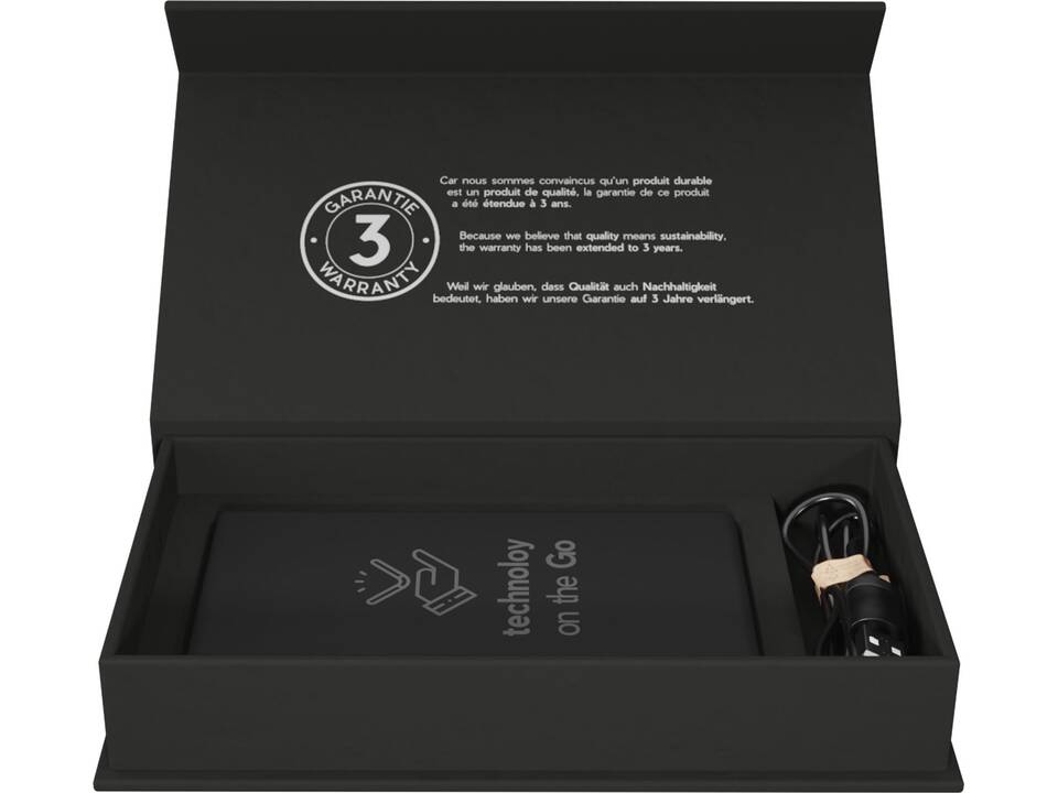 SCX.design W19 Nomad 10W foldable induction charger 1