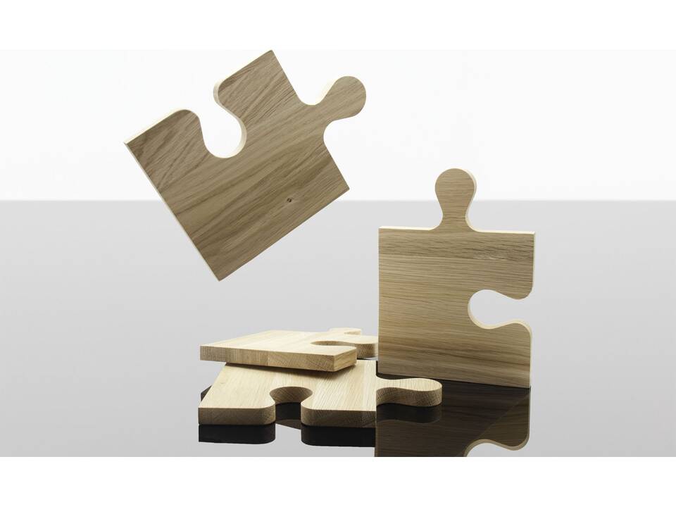 SCX.design K05 oak puzzle cutting board 3