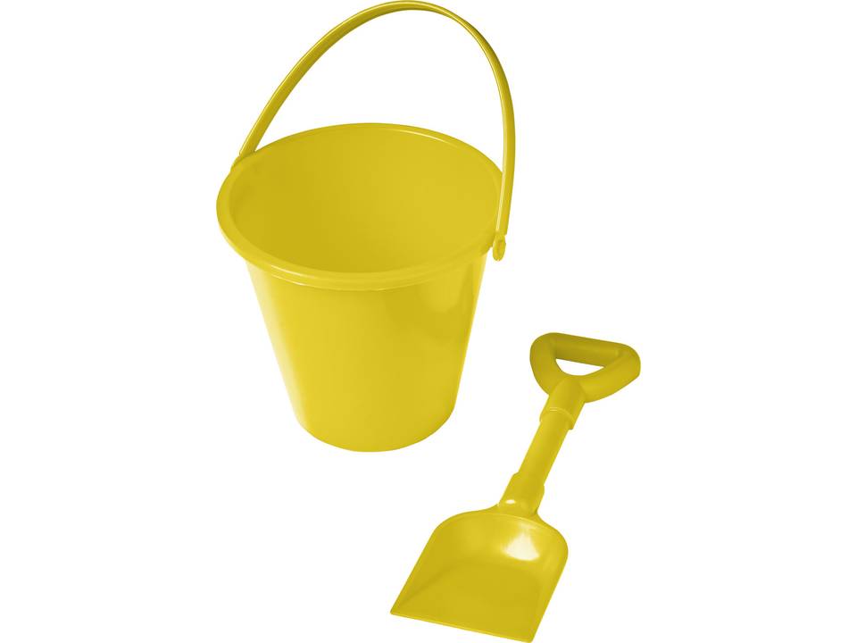 Finn beach bucket and spade 11
