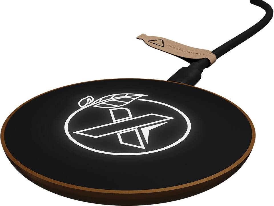 SCX.design W13 10W wooden wireless charging station 1