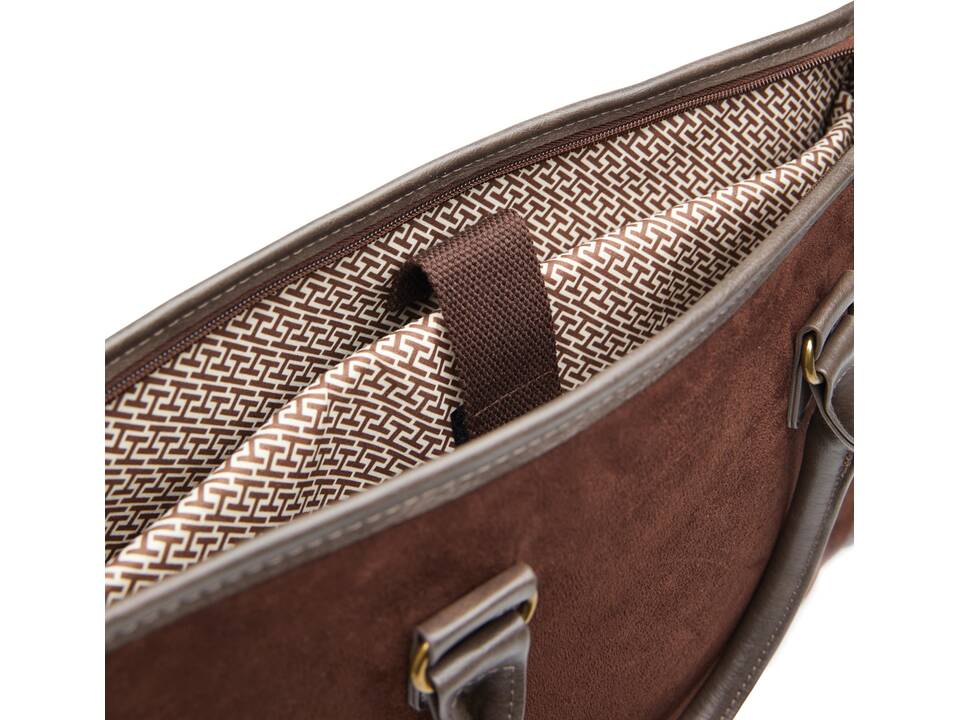 VINGA Hunton computer brief 3