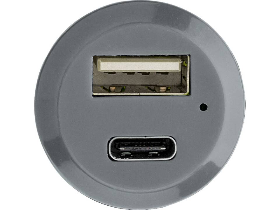 USB-C car charger 4