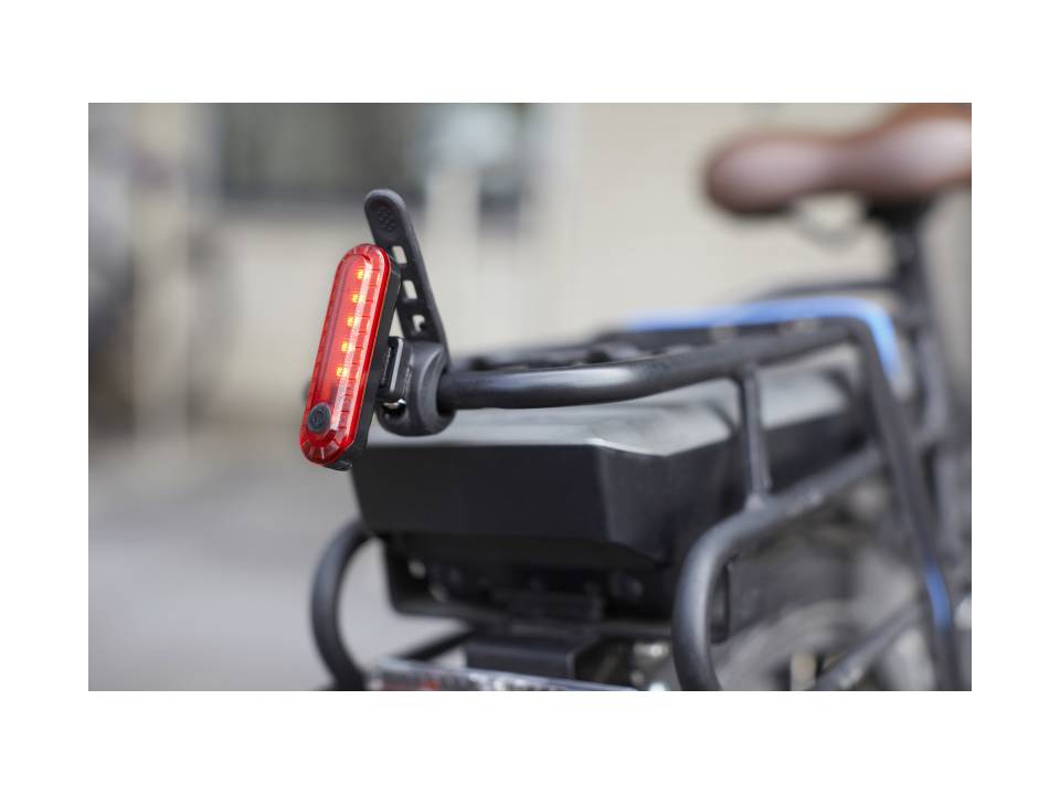Rechargeable bicycle light 1