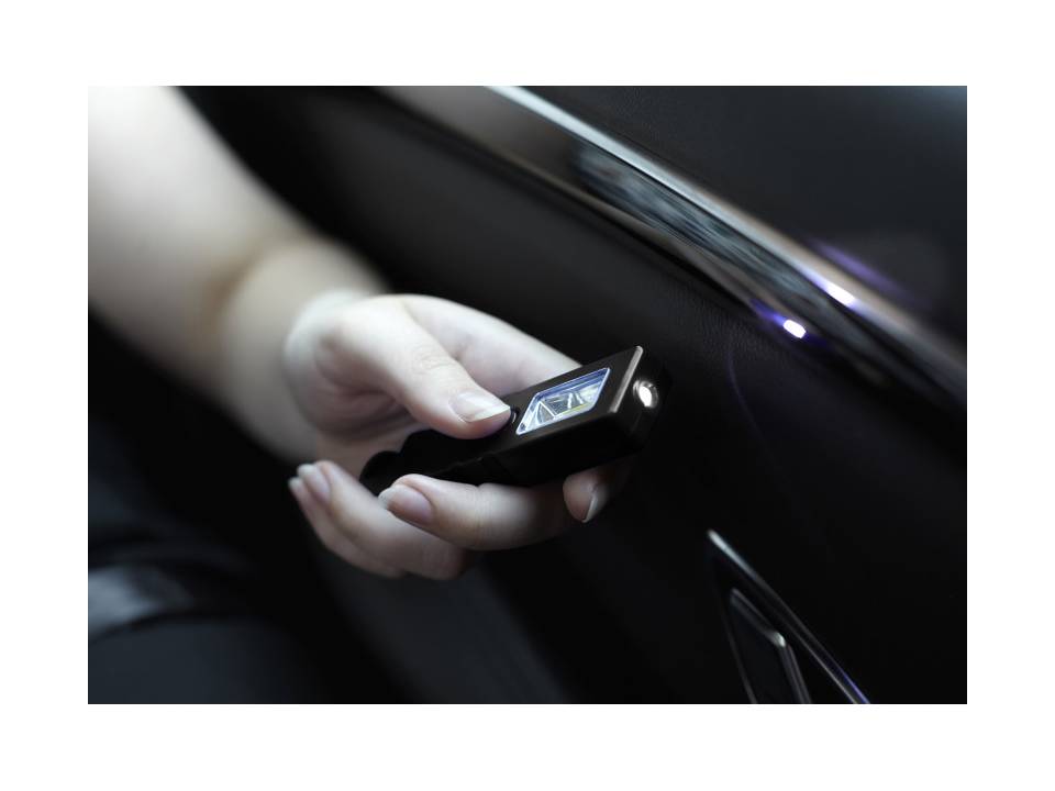 Multifunctional safety tool 5