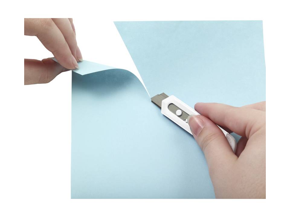 Hobby knife with keychain 4