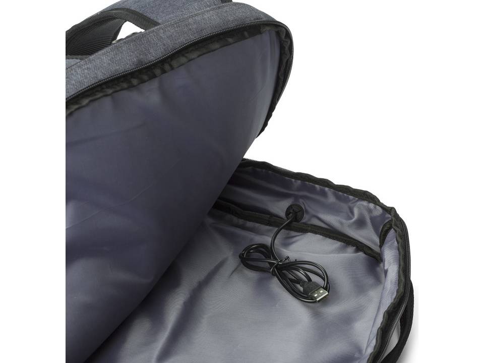 Backpack with anti-theft back pocket 4