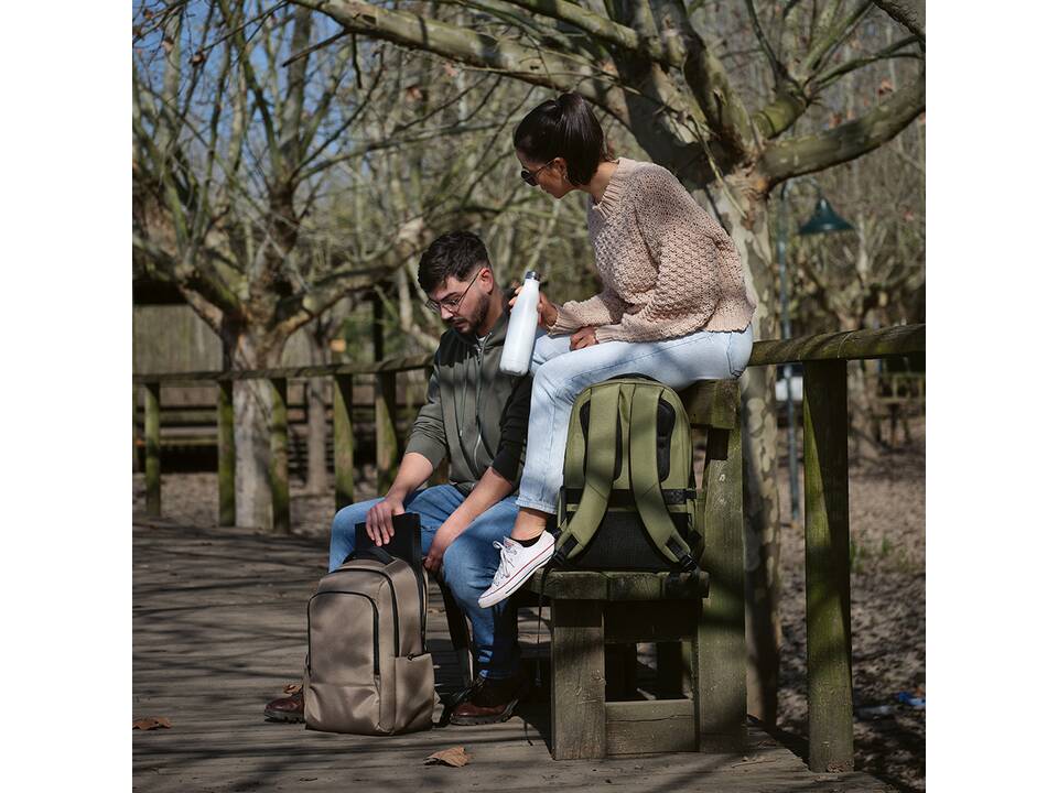 New York rugzak 20L Gerecycled Nylon 32