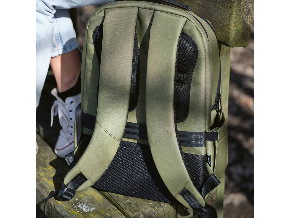 New York rugzak 20L Gerecycled Nylon 25