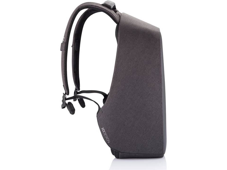 Bobby Hero Regular, Anti-theft backpack 11