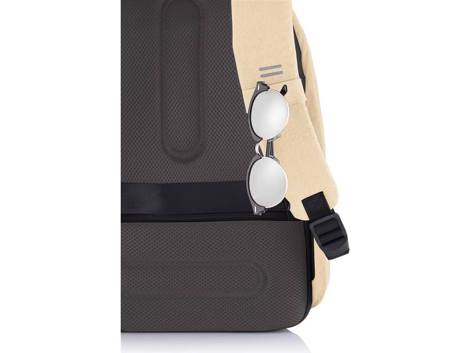 Bobby Hero Spring, Anti-theft backpack 19