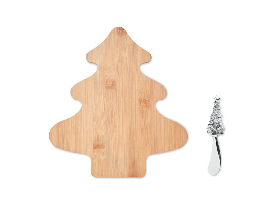 Cheese board set in bamboo 3