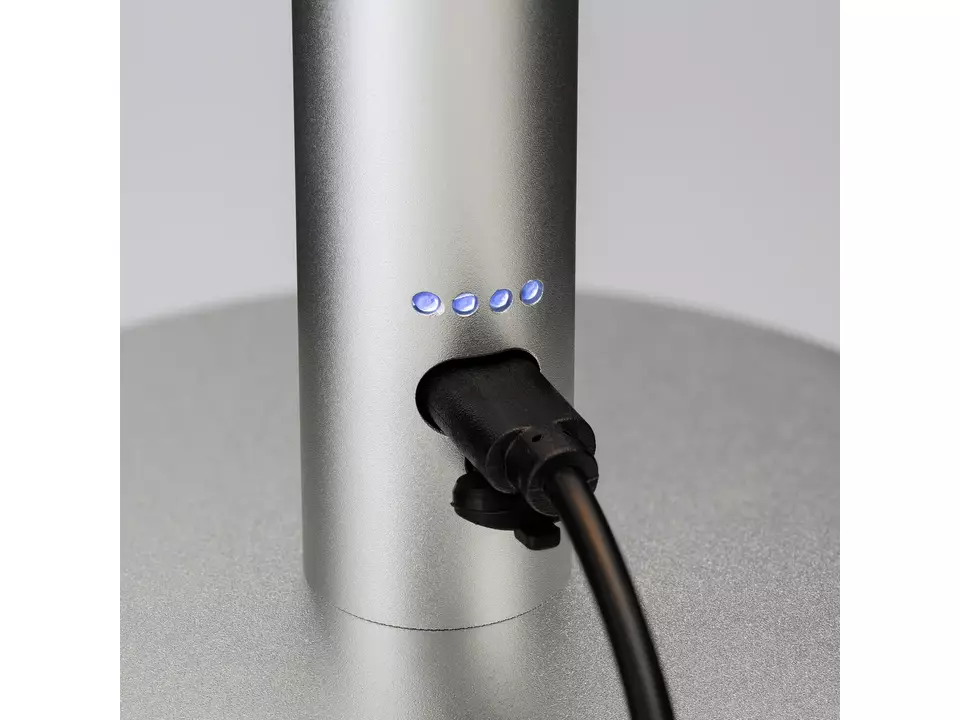 Dimmable LED battery-powered desktop lamp 5