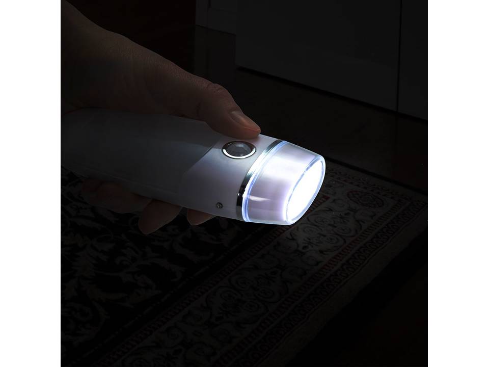 Fhysic rechargeable LED flashlight 3