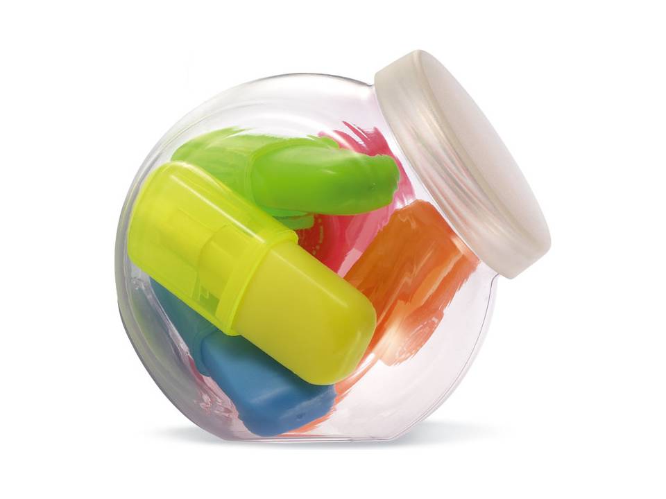 5 highlighters in container 1