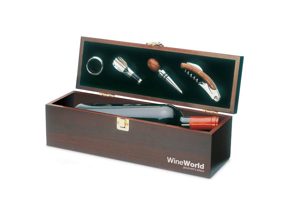 Wine set in wine box 1