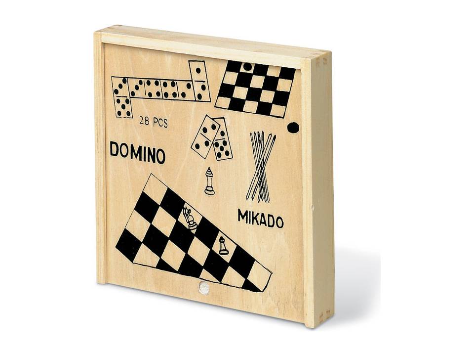 4 games in wooden box 1