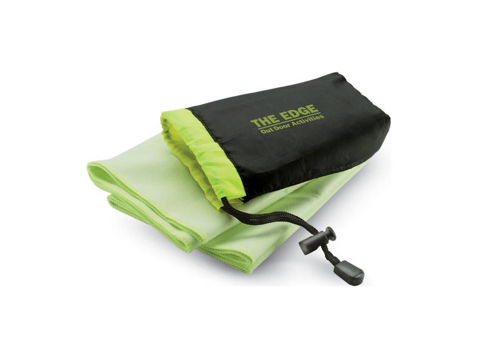 Sport towel in nylon pouch 3