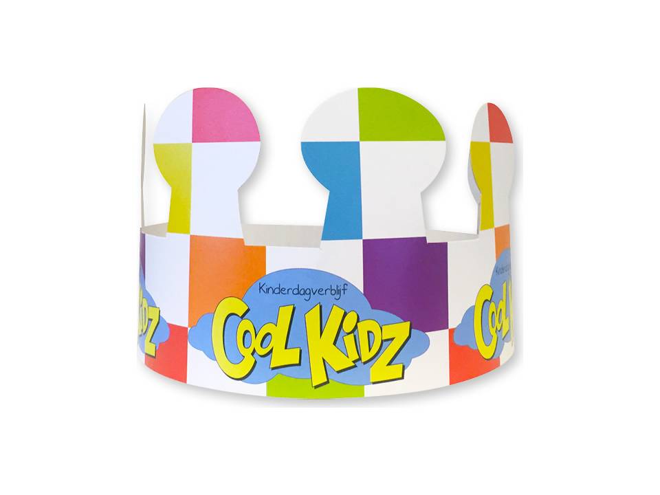 Crowns made from cardboard 1 7