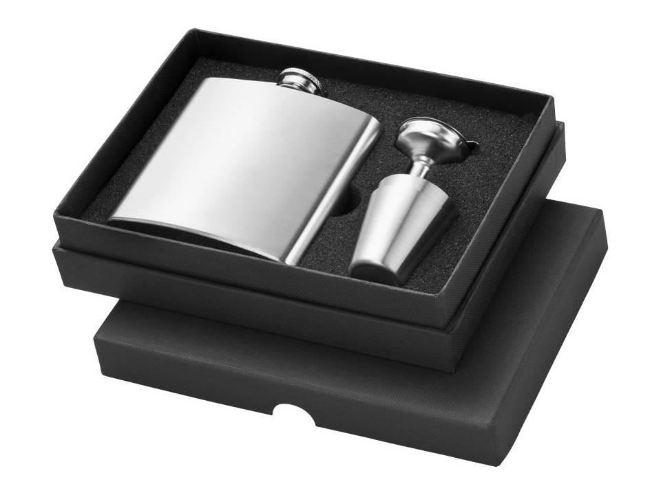 Hip Flask With Cups 4