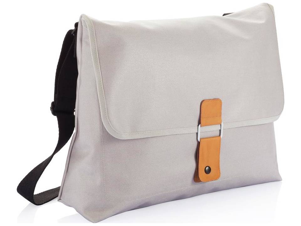 Pure messenger bag 10