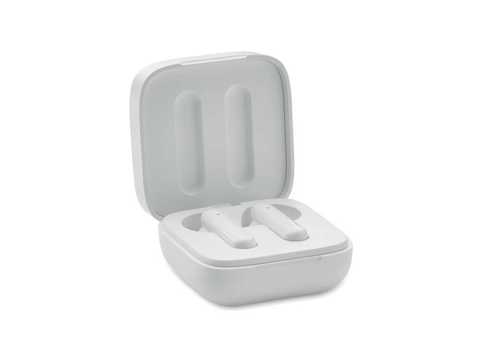 TWS earbuds with solar charger 2