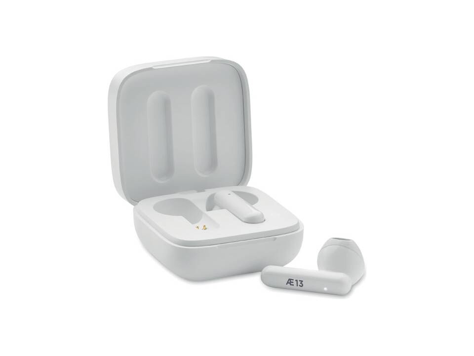 TWS earbuds with solar charger 3