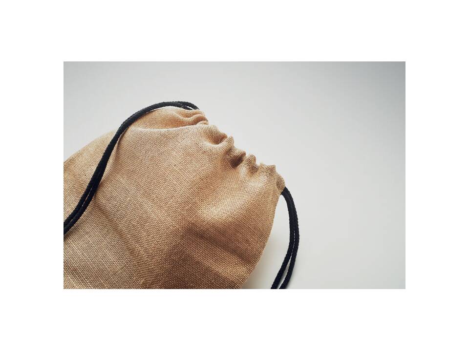 Jute drawstring bag 3