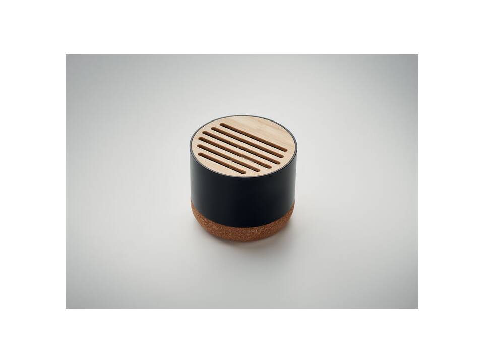 Cork and aluminium speaker 4