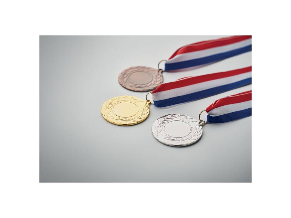 Medal 5cm diameter 10